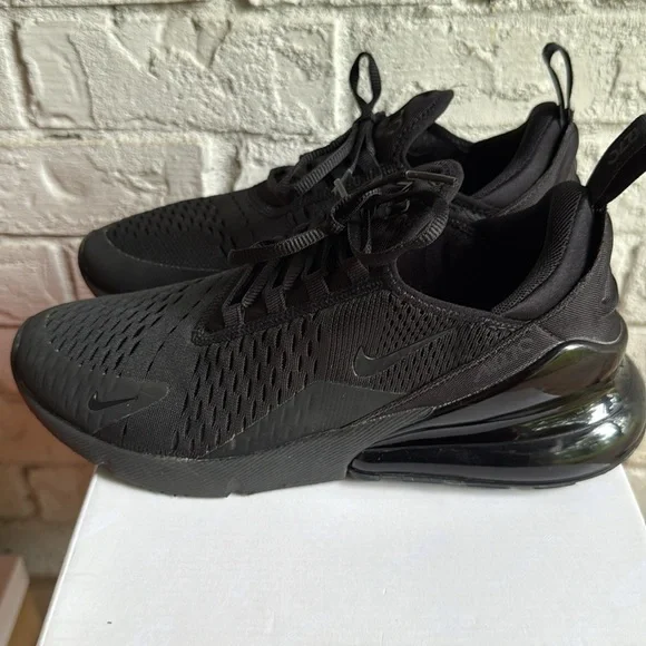 Nike Women’s Air Max 270 size 9.5 - Picture 3 of 9